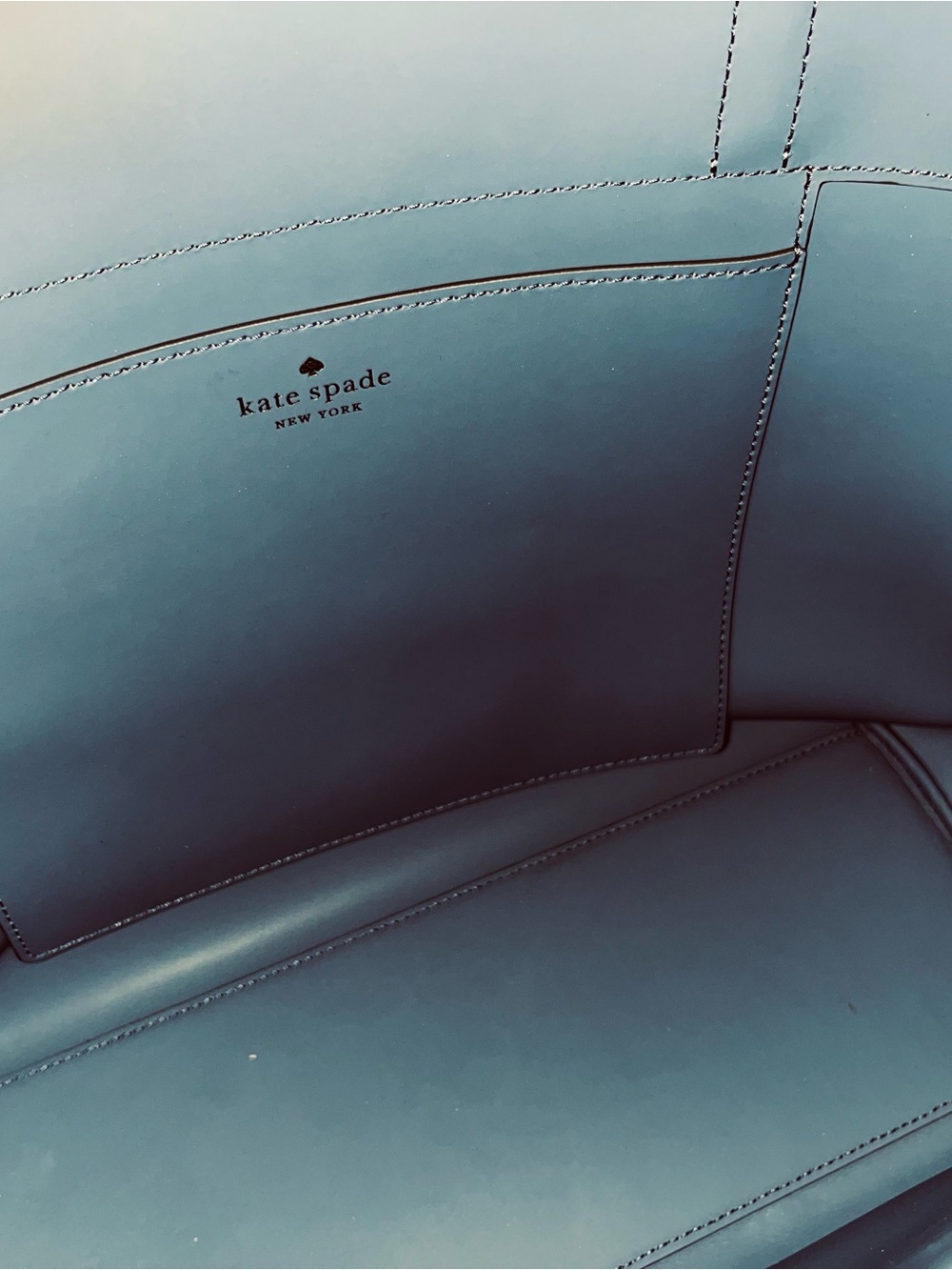 Kate Spade New York off-white leather Patricia tote w/blue hangtag & interior - Picture 5 of 10